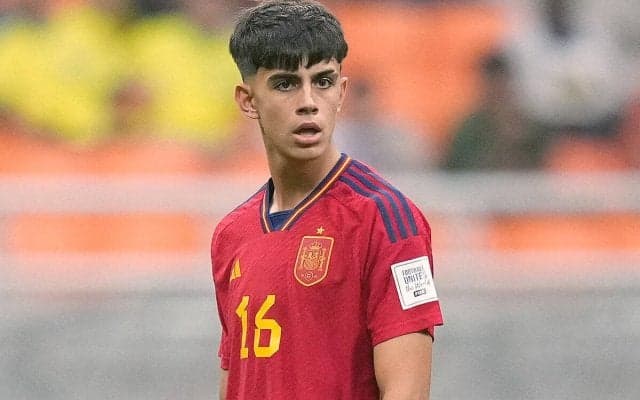 バルセロナが17歳逸材ベルナルと契約延長で合意…昨季はバルサ・アトレティックで主力担う