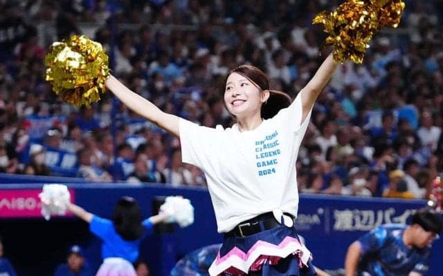 伝説チアが「相変わらずスタイル抜群で可愛い」　11年ぶり表舞台も美貌健在「歴代No.1」