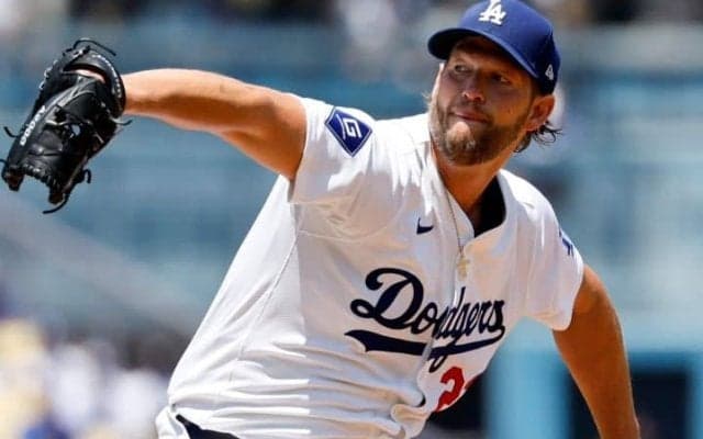 愛妻も涙した再起登板 苦しい日々を耐えたド軍カーショウも“本音”を吐露「マウンドに立てたことを当たり前だと思わない」