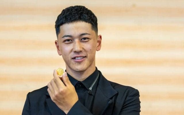 パリ大会へカウントダウン！ 現地でトレードするオリジナルピンバッジをつくってみた