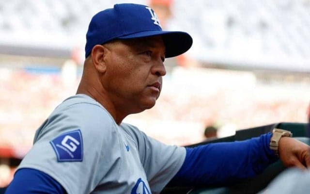 痛恨走塁ミス…ド軍指揮官が24歳外野手に苦言「見とれていた」　完封負けに厳しい口調