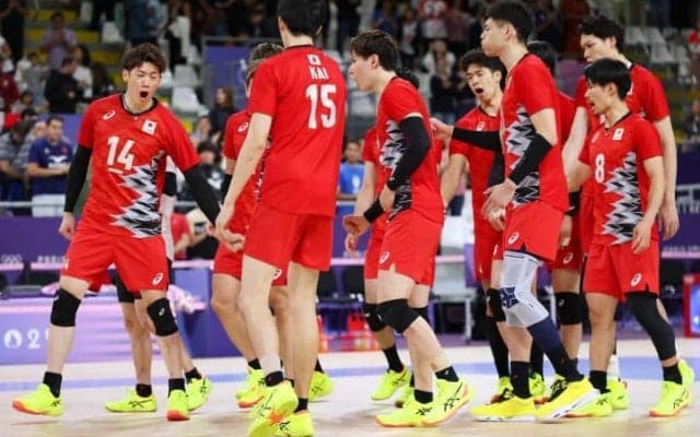 バレー男子日本、五輪初戦は黒星　ドイツとフルセットの激闘の末に敗れる　開幕戦から息詰まる攻防【パリ五輪】