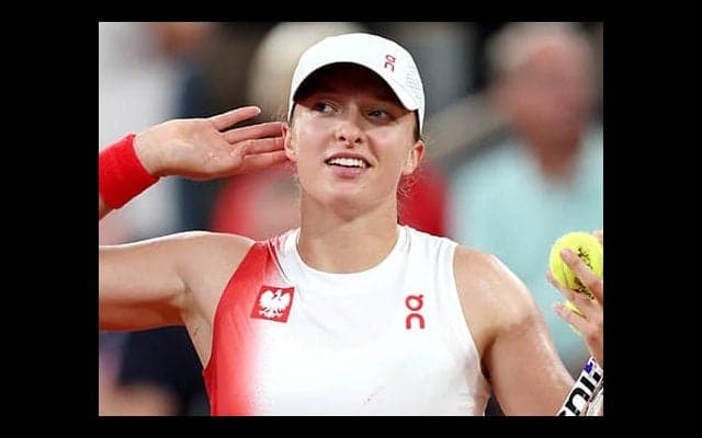  女王 パリ五輪で初戦突破 