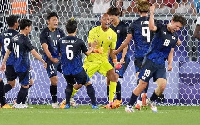 マリ撃破の日本が連勝でベスト8進出！　山本理仁の2戦連発に守護神・小久保が再三好守でチーム救う【パリ五輪】