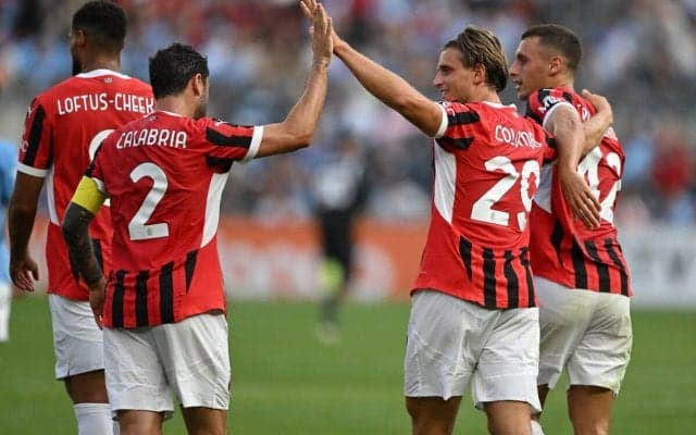 ミランがシティとの打ち合い制す！ ハーランドが先制点もコロンボの2得点で形勢逆転【国際親善試合】