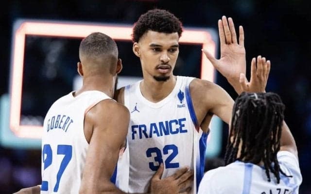 開催国フランスの怪物ウェンバンヤマが五輪デビュー「みんな目的のためにここにいる」