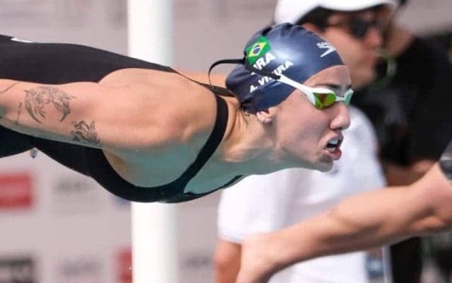 「ふざけるな」SNSで“無断外出”がバレて代表追放 ブラジル水泳選手のお粗末行為に首脳陣も激怒「彼女は不適切」【パリ五輪】