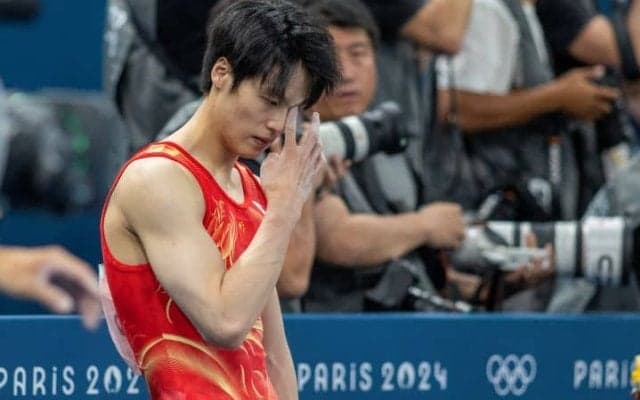 「とんでもないミスを2回犯した」男子体操決勝で銀メダルに終わった中国が嘆き節　衝撃の結末に「プレッシャーがかかり過ぎていた」【パリ五輪】