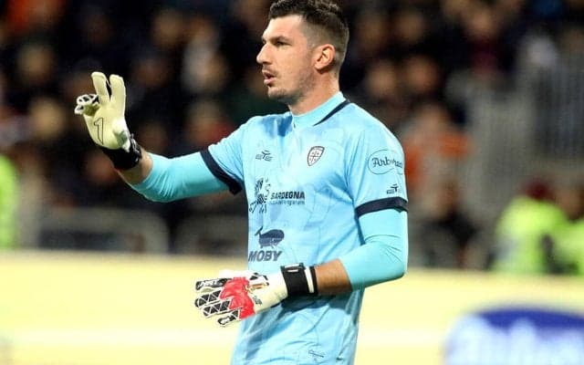 スポルティエッロが長期離脱のミラン…カリアリのGKスクフェット獲得に向け交渉中か