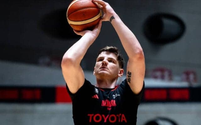 B1アルバルク東京がグダイティスと契約継続「昨季の悔しさを跳ね返す気持ちで」来日2年目へ意気込み