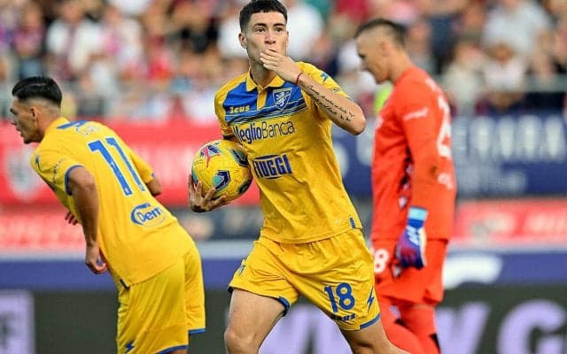 ローマがユーベからスーレ獲得！　バティ＆カッサーノも背負ったジャッロロッシの新18番に