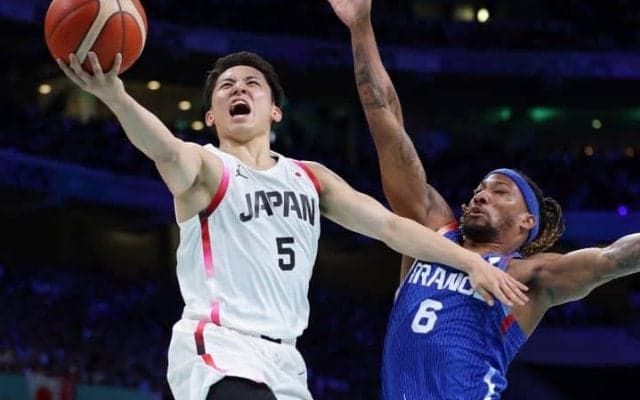 「カワムラは“悪魔”」「恥を逃れた」判定にも救われた日本戦に仏メディアは冷や汗「限界まで追い込まれた」【パリ五輪】