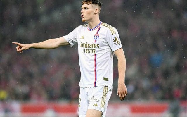 エバートン、昨季リーグ・アンでブレイクの大型CBオブライエン獲得！　待望のプレミアデビューへ