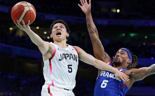 2000年代の五輪で史上4人目の偉業、河村勇輝が25得点5リバウンド5アシストを達成