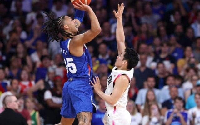 「大誤審やでホンマに！！！！！！」男子バスケ残り10秒の＂疑惑の判定＂に芸能界からも異論の声　反響止まらず【パリ五輪】