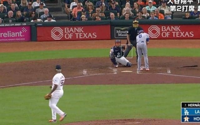 審判への侮辱？ イラついた投手がまさかの行動　不可解判定への行為が物議を醸す「そりゃキレる」「報復判定されそう」