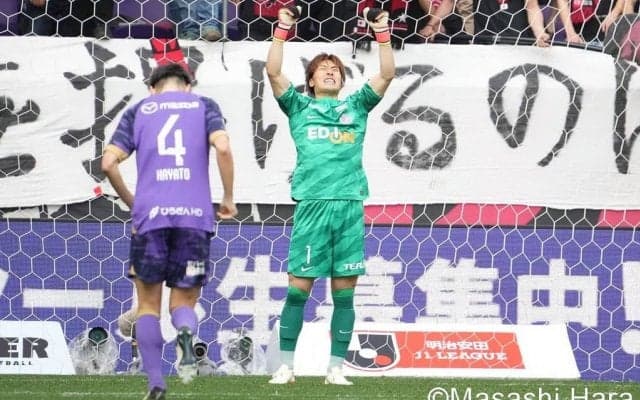 大迫敬介に緊急提言｢GKとCBは取り替え式を履け｣(2)天才プスカシュ率いる世界最強チームを撃破した｢天の恵み｣と｢スタッド革命｣