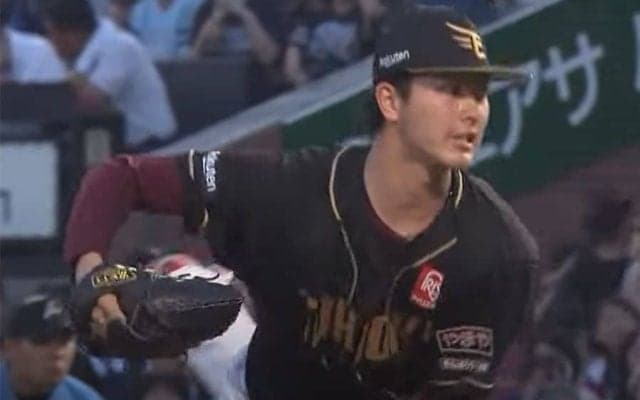 ドラ1の「ルーキーらしからぬ安定感」　“最強打線”封じたキレキレ直球は「制度高すぎ」