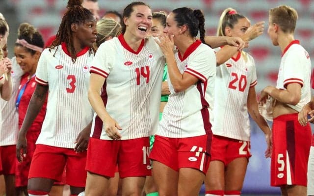 勝ち点6剥奪を乗り越えた！ 五輪連覇目指すカナダ女子代表が3連勝でベスト8進出、勝ち上がればなでしこと準決勝で対戦【パリ五輪】