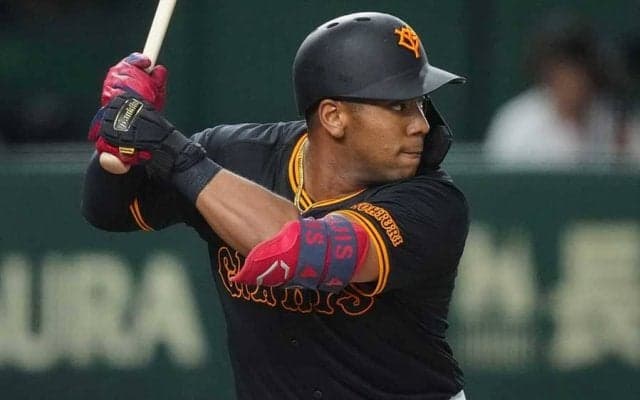 オコエが代打で今季1号ソロ　バックスクリーン飛び込む一撃…阪神戦で2戦連続安打