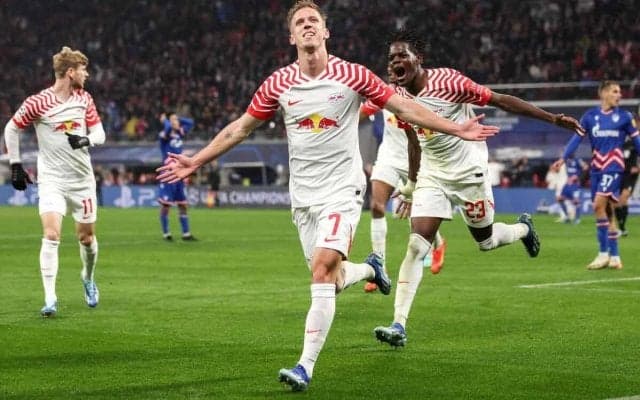 バルセロナがダニ・オルモを巡って総額100億円オファーで再び！　選手とは6年契約で合意か