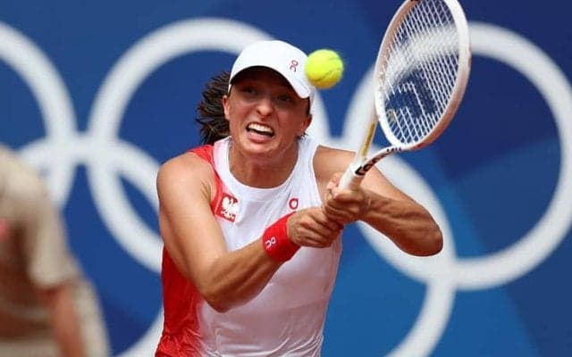 女王シフィオンテクが準決勝敗退。ミスが止まらずストレートで中国選手に敗れる [パリ五輪]