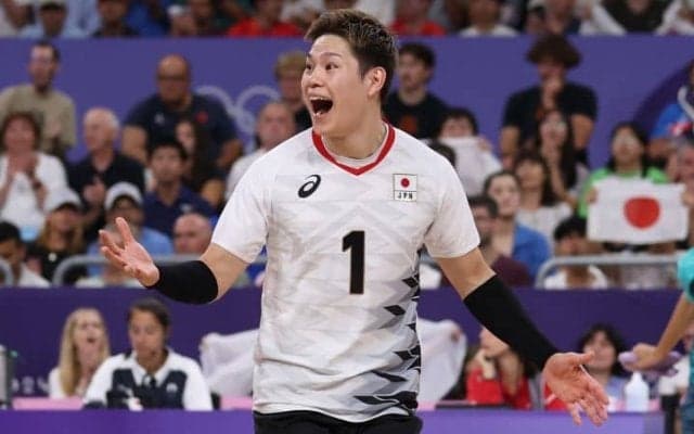 バレー男子、決勝T進出は決定　第3セットで日本が米国相手に猛反撃　2セット奪われるも1セットを取る【パリ五輪】