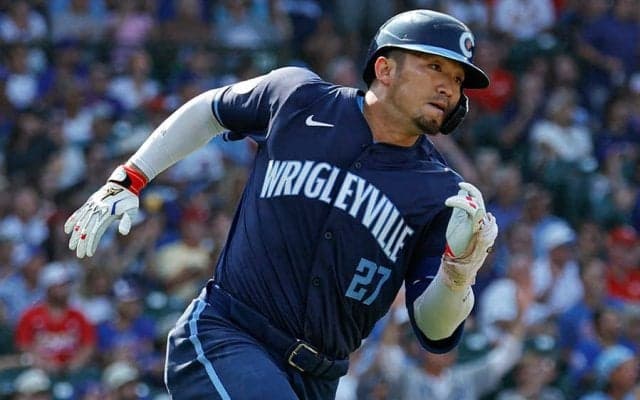 鈴木誠也に惑わされ“失態”…凡ミスに酷評相次ぐ「本当に酷い」「正しくなかった」