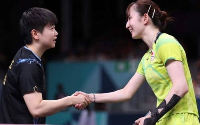 「勝ち負けも大事だけど--」満身創痍の早田ひなを慮る 絶対女王が見せた“気遣い”に中国も感嘆「学ぶべき模範」【パリ五輪】