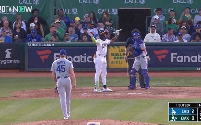 どこ見てんだよ！振ってるだろ！ 打者 vs 審判のブチギレバトル勃発！ “火の玉ストレート”の判定をめぐって一触即発「退場させられそう」「2人ともキレすぎだろw」