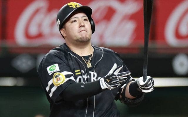 独走ソフトバンク唯一の不安、山川穂高不振のワケ　名コーチが指摘する「ズレ」とは？