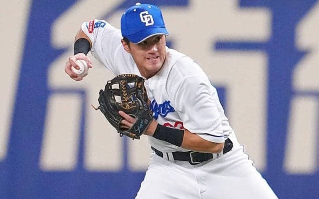 阪神戦力外からの“覚醒”「何があった？」　衝撃の5.0…美技連発の30歳は「マジで別人説」