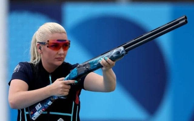 「明らかにヒットだ」女子クレー射撃で“誤審疑惑”浮上！金メダルを逃した英国選手「審査員がなぜ見なかったのか」【パリ五輪】