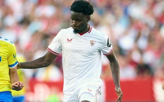 セビージャ、インテルからU-21仏代表MFが再加入！　一時ローンバックも完全移籍での加入に