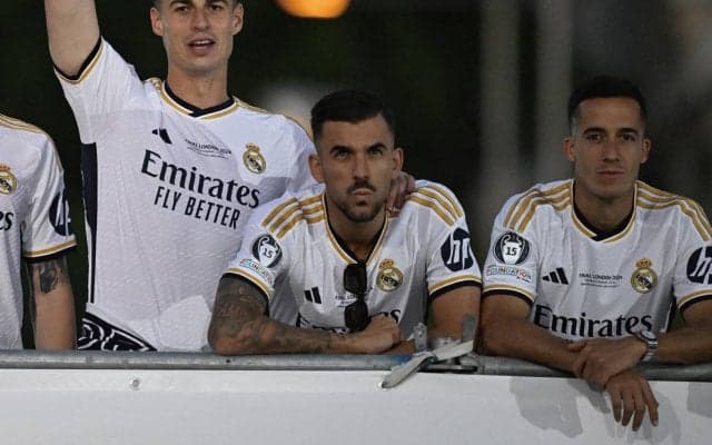 「特別なシャツ」セバージョスがマドリー愛押し出すも希望はやっぱり…「マーケットはまだ開いてるよね…」