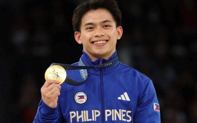 日本に縁の深いフィリピンの金メダリストが報酬としてもらうのは？　「不動産、生涯食べ放題のラーメン、マカロニチーズ」と「最も奇妙な贈り物」【パリ五輪】