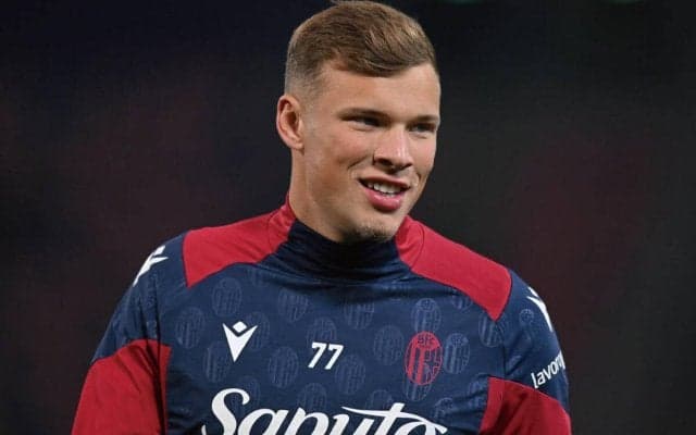 ファン・ホーイドンクがセリエB・チェゼーナに移籍へ…CL参戦ボローニャでは構想外