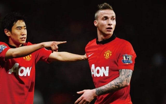 “選手不足”深刻な2部降格フィテッセにビュットネルが5年ぶり復帰！ 香川真司とユナイテッド同期加入の35歳