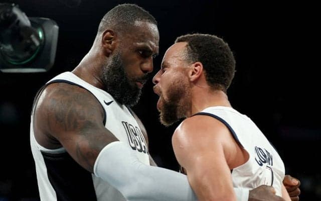 アメリカ代表が怒涛の逆転劇で五輪5連覇に王手…セルビア下し開催国フランス代表との決勝へ