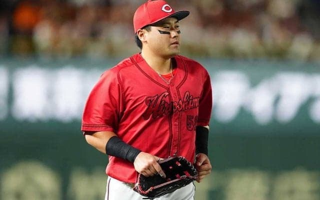 広島28歳は「今季最高レベルのインパクト」　ドーム騒然の美技に熱狂「守備でも巨人キラー」