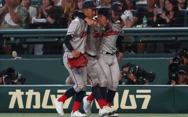 京都国際快勝の裏で…足がつり主力続々交代　猛暑の甲子園で「普段以上の負荷がかかった」