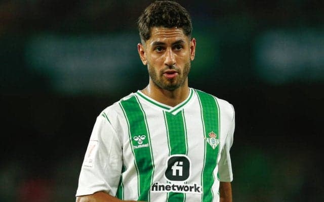 またも“契約解除条項”で主軸が流出？ 守備の要を南米クラブに強奪されたベティス、今度はアジョセ・ペレスが…