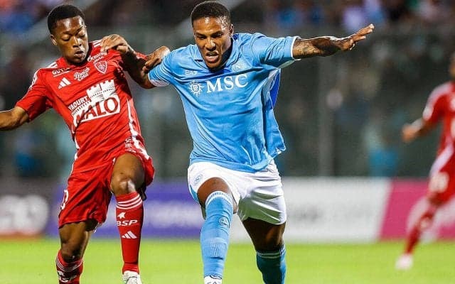 先月末に新契約サインのナポリMFに電撃退団の可能性…恩師率いる古巣が最有力候補