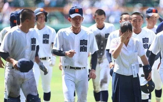 コロナで不戦敗から3年、後輩が繋いだ宮崎商の夢　勝利に前進も…終盤に起きた“悲劇”
