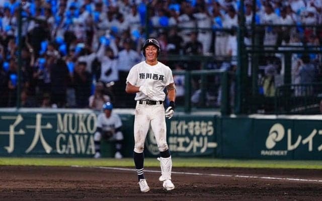 甲子園を飲み込む大応援にX騒然「慶応並み」　異様な空間に“変貌”「音量えぐすぎ」