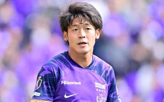 「こりゃサポは完全に心掴まれたな」大橋祐紀のイングランドデビュー即ゴールの絶妙ループ弾＆渾身ガッツポーズに称賛続々！「サポーターの心掴むの上手すぎ」の声