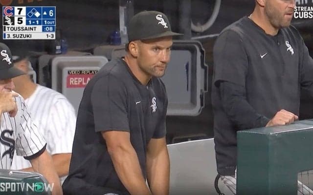 “歴史的低迷”… 球界最弱ホワイトソックスの監督代行が見せた“驚きの姿”に衝撃走る　解説者と実況もドン引き… ネット騒然「この人が！？w」「代打オレやってほしい」