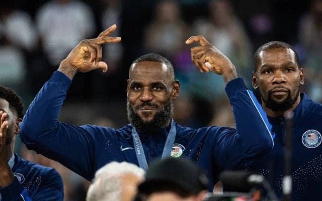 “現代版ドリームチーム”を束ねて5連覇へ導いたレブロンがパリ五輪の大会MVPに選出