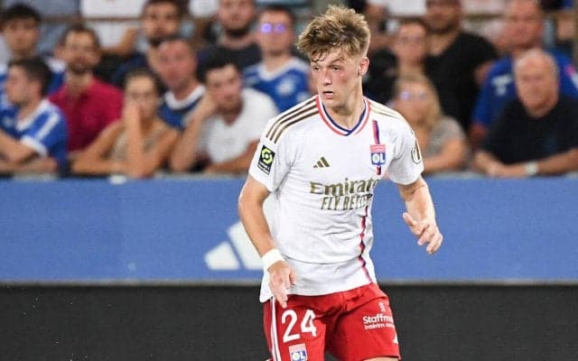 パリ五輪のU-23フランス代表MFルプナンがリヨンからナントへ買取OP付きレンタル移籍、背番号は「8」