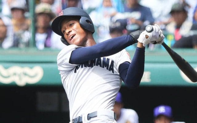 甲子園に3度出場した万波中正 3年夏は名門・横浜の４番として吉田輝星から意地の２安打を放つ